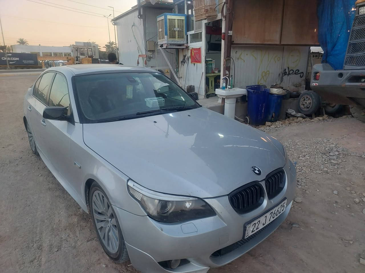 BMW A60                     محرك 530 موديل 2004 فول موصفات
فتحه سقف 
تثبيت سرعه 
تبريد تتفئه كشنات 
نوزل قصير 
 مابيهه اي ضرر 
*********** للستفسار

