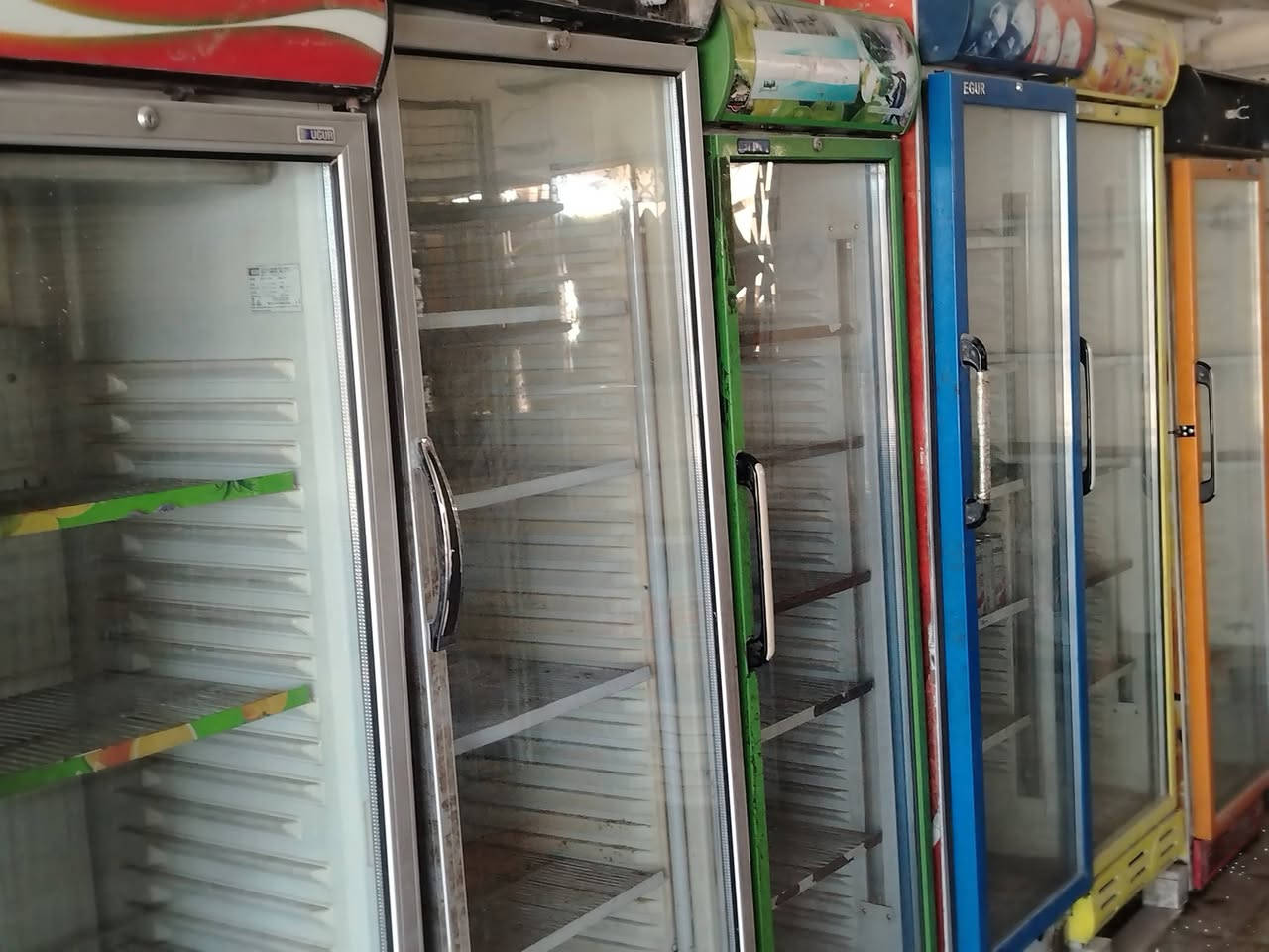 السلام عليكم 
توجد غراض أسواق كامله برادات ممتازه ورفوف
وسفينه وسبالت ومبرده ومجمدات الموقع الزعفرانيه
أسواق الفراشه..
للاستفسار الاتصال على الرقم :*********** (حسن الزركاني )
