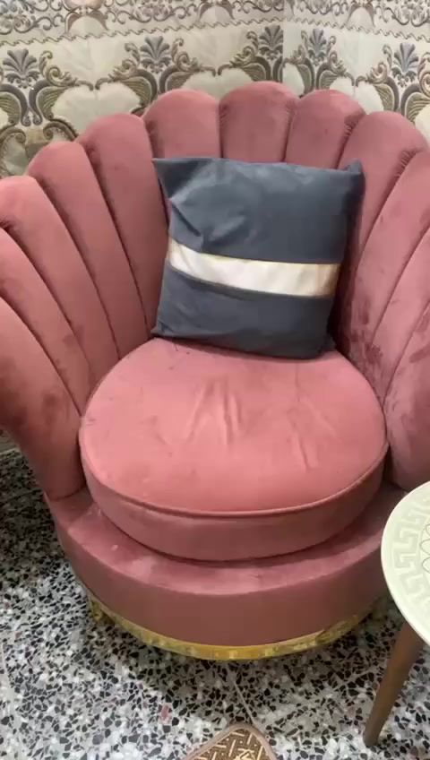 تخم نظيف كلش ١٣ مقعد ٦٠٠ وبي مجال


**إذا كنت صاحب هذا الإعلان وتريد حذفه لأي سبب، رجاءا أرسل رسالة إلى الدعم الفني**