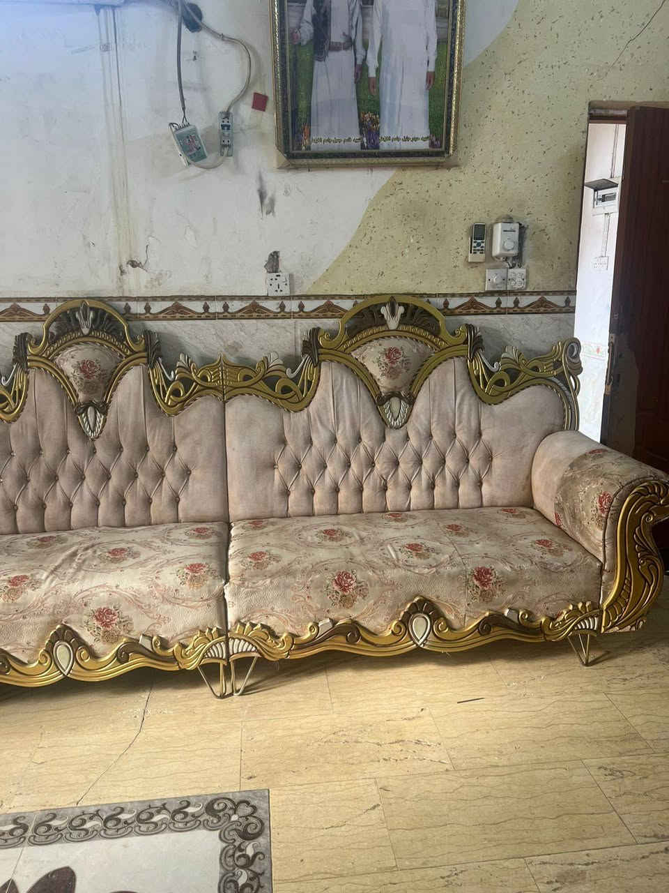 ديوان 10 نفرات درجه اولى تسكام نضيف 275 وبي مجال المكان الكوفه حي ميسان للاتصال ***********
