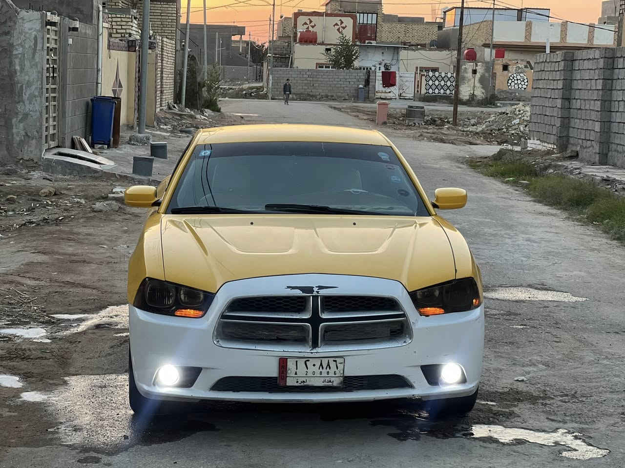 سلام عليكم للبيع
جارجر 2012 رقم بغداد بسمي حادثه جاملغ امامي وبنيد وجاملغ خلفي ما عابر ليجوه كير عصه مكينهً خير من الله داخل عسلي جلد تبريد تدفه جاهزه مصفره هيىه ومرور 

مكاني بابل شوملي 

***********
