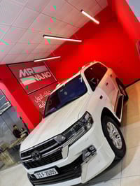 لاندكروز ٢٠١٨ • وايت ادشن • رقم سليمانية