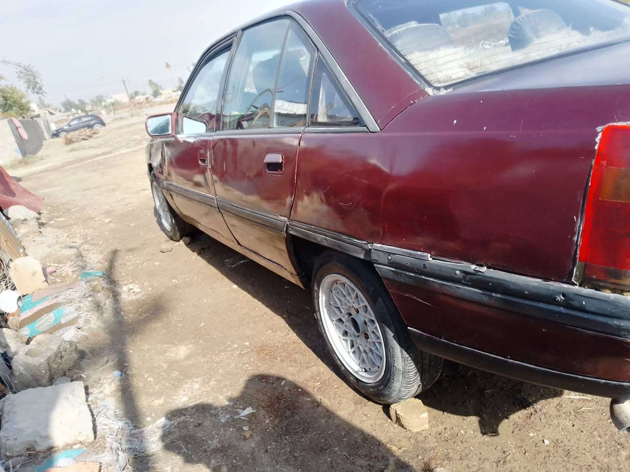 السلام عليكم.اوبل اوميكا موديل 93 رقم نكليزي سنويه مجدده ل30 تحويل مباشر أصولي مكينه وكير جيد جدا تايرات جدد..سعره 18متوازي علبيع ***********.مكاني بابل
