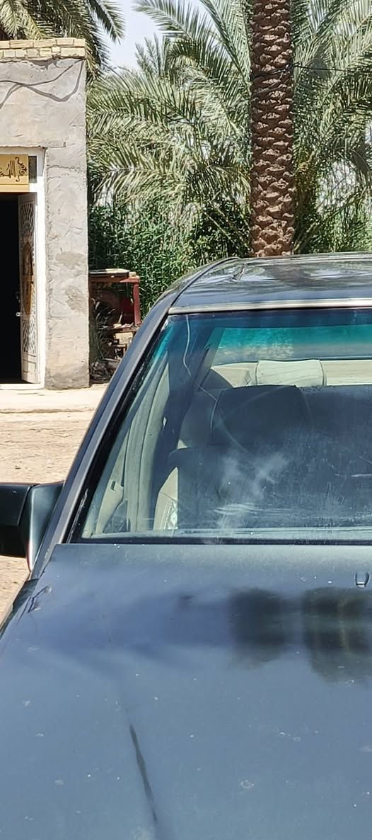 سياره مرسدس لبيع لون زيتوني موديل  92 مشروع وطني للاستفسار على هذا الرقم ***********
