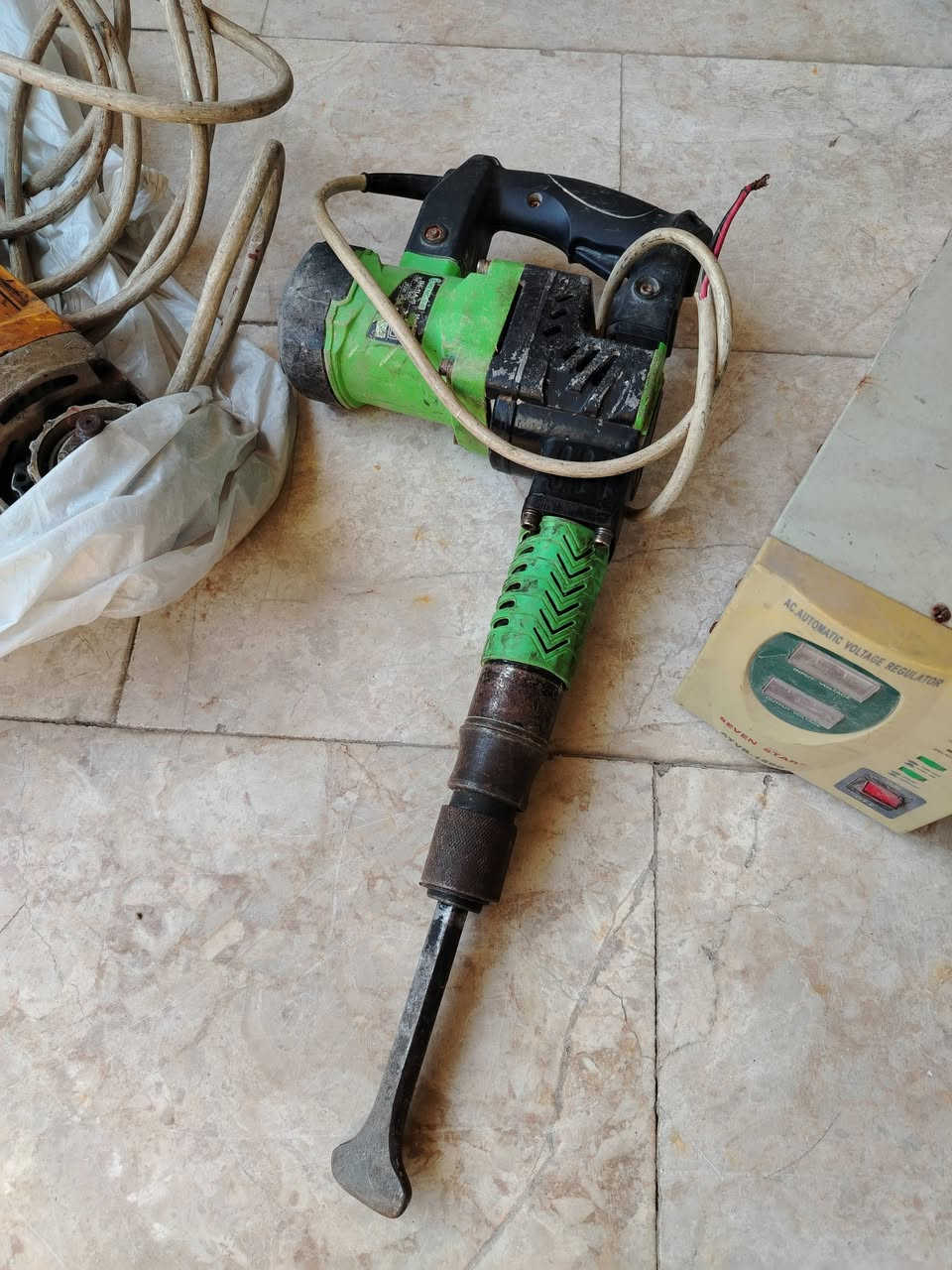 السلام عليكم ورحمة الله وبركاته مساء الخير بيع أدوات حداده وعمل شغالات مبيهن نقص التواصل علرقم *********** البنوك اللهم صلي وسلم على نبينا محمد وعلى آله وصحبه أجمعين
