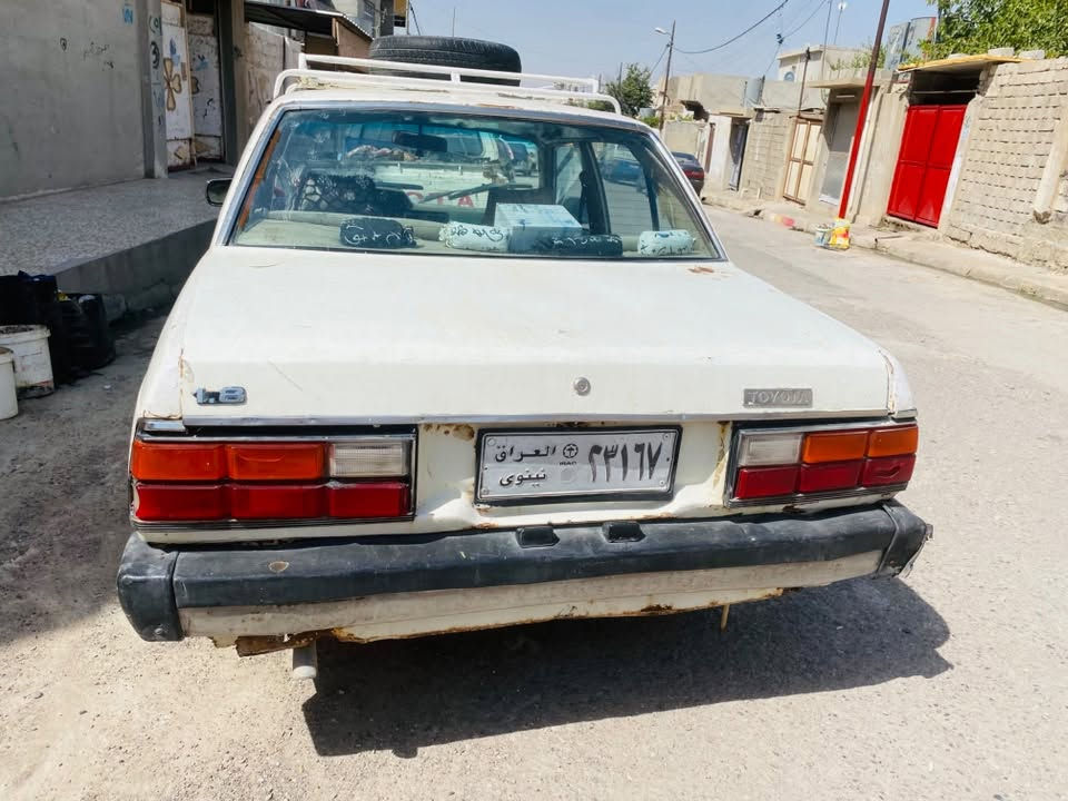 للبيع سعر ١٨ 
محرك گير اكسن شررط
مناقصها كلشي شغل واطلع 
سياره يعرفوها جنايتها مال بيت مال شغل 
نضيفه 
الموصل الجانب الايمن 
شرط تحويل 
 ***********
