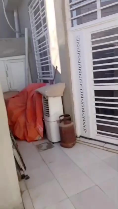 السلام عليكم بيط طابو زراعي في حي المثنى المساحة 120 مربع التفاصيل داخل الفديو ***********

