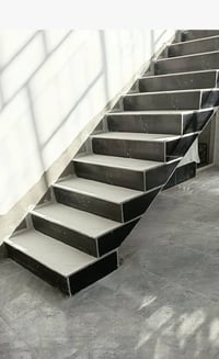 خلفه سيراميك وكاشي درجه اولى وبأسعار مناسبه للاتصال 07806460204 او مرا...