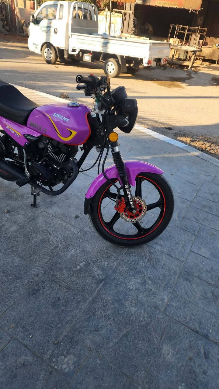 سلام عليكم
شاينك 25 كفاله   مكينه 150. 

جاهزه من كلشي.  مكان بابل جبله 

السعر خاص.  ***********
