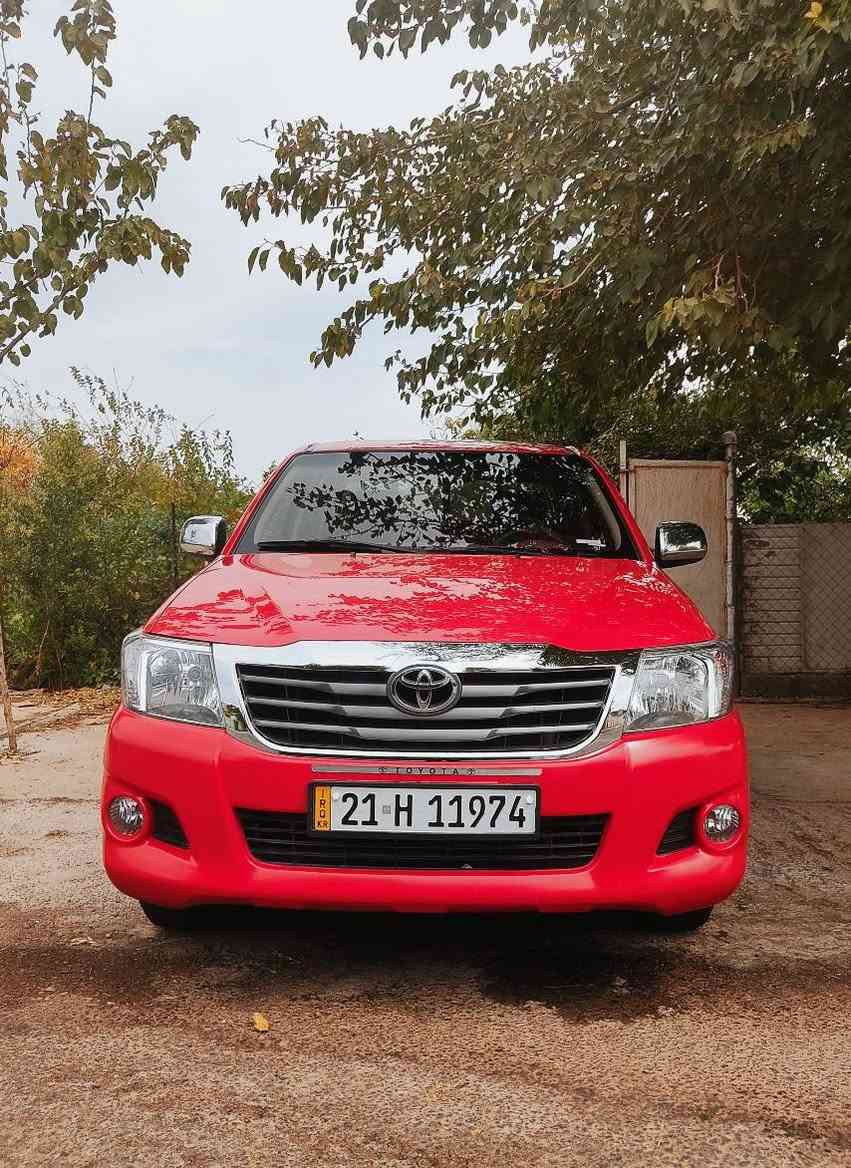 مەرزیە ۲۰۱۳ پارچە ڕەش لەسەر ساغی
ژ سەنەوی تا ۲۰۲۹ تازەیە 
لای سایەقی بۆدیەکەی بۆیاغە
 مەکینە کراوەتەوە بەشەرت
شوێن چەمچەماڵ 
ژ.م *********** شمشمل, السليمانية
