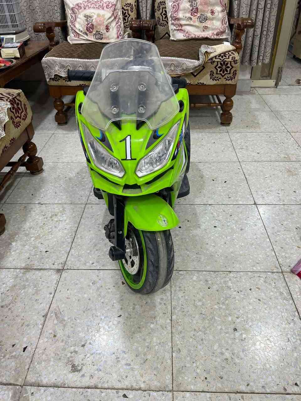 ‏يا الله السلام  عليكم الرخصةالادمن ‏عندي أغراض مال بيت للبيع كل حاجة وسعرها واللي يعجبه شي يتصل على الرقم بي واتساب ***********
