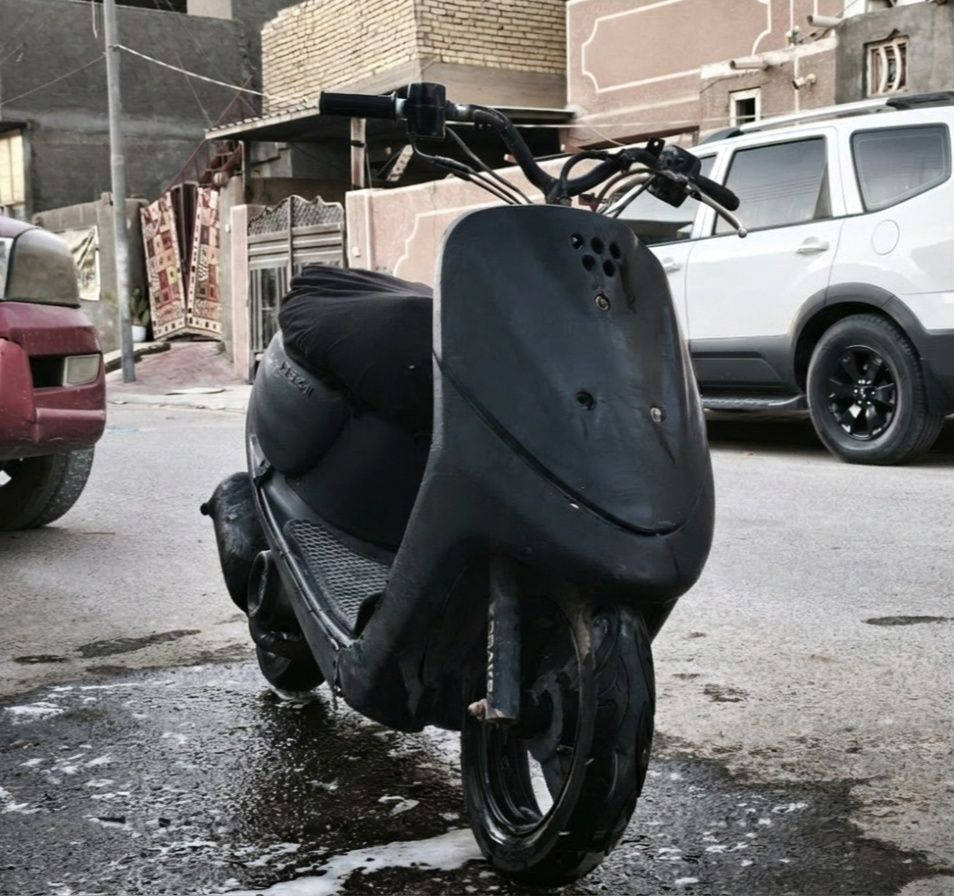 السلام عليكم دراجه 
مكينه صافيه من اول هندر تشتغل 
بريك امامي دسك الخلفي بنز 
دبلات اصليات ما مبدل 
تايرات اصلي ما مبدل 
مكينه ناعمه من اول هندر تشتغل  عندك وشرط تمشي ٦٠ لمن تجي 
كابريترها اصلي وشوتتها اصلي الدراجه كامله ناقها بس كلوب وباتري 
حته البلك مالتها بعده بلادي 
والصالنصه مالتها البلاديه 
تجي وتشوف وتفحص كربلاء, العراق


**إذا كنت صاحب هذا الإعلان وتريد حذفه لأي سبب، رجاءا أرسل رسالة إلى الدعم الفني**