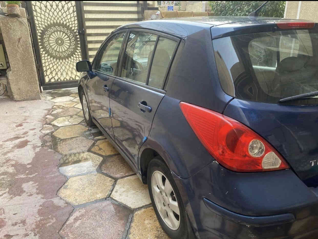 السلام عليكم نيسان تيدا موديل 2007 صبغ 3قطع  السياره ماشيه 105 محرك كير مبدالات جدد تبريد شغال مشط استيرن جديد السعر 70 الهاتف *********** مكان السياره بغداد

