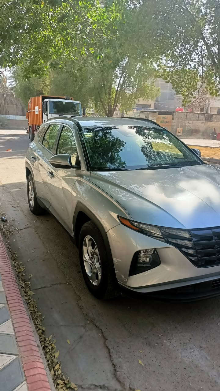 السلام عليكم
هيونداي توسان موديل 2024
وارد امريكي نص فول 
مواصفات سيارة 
تشغيل عن بعد 
اشاير مري 
تحكمات استيرن 
صندوك كهرباء 
أربعه انظمة قياده 
تبريد قطعتين 
تدفئه بكشنات 
تحديد مسار 
سايد بريك دكمه 
وبيه مواصفات ماذاكرها 
السياره بسمي تحويل ثاني يوم 
رقم بغداد 
حادث السياره كما موضح بصور 
تبديل بابين وجاملغ وتعديل بدوسه 
سعرها 180 وبيه مجال 
مكان السيارة بغداد/ الامين الثانية 
الرقم الهاتف ***********
