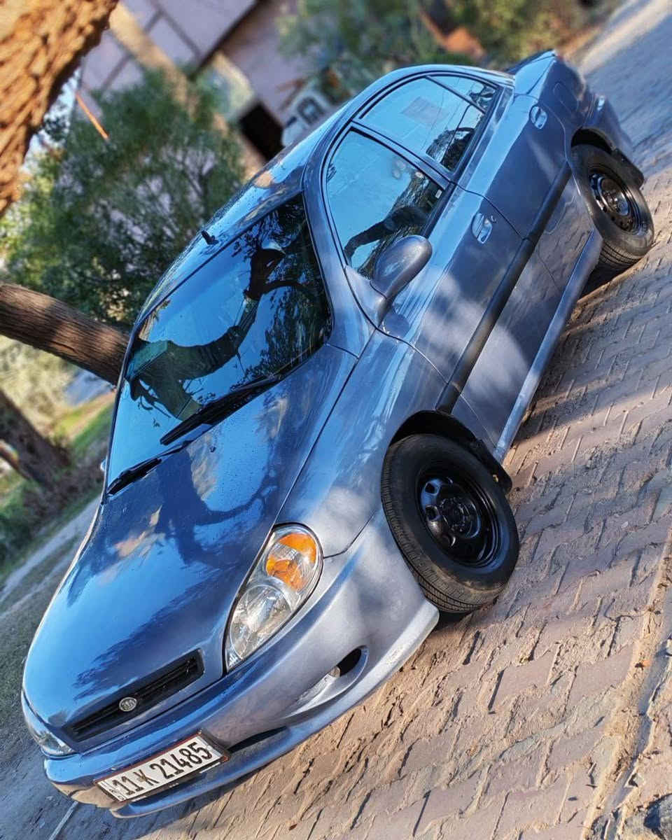 عشاق الكوري القديم والي يدورون سياره على كد فلوسهم 

كيا ريو موديل ٢٠٠٣ رقم بغداد انكليزي باسمي مباشر بشرط التحويل 

مكينه ١٦٠٠ وكير اوتوماتيك خير من الله 
صدر امامي خلفي نظيف دواخلها صاج كلش نظاف ومتعوب عليها بطاينها جدد وياها شاشه ونظام صوتي كلش حلو 

كهربائياتها كامله والحمد لله السياره عليها دوشمه جديده

ملاحظه :- التبريد عاطل 

السياره مصبوغه عام للجماليه فرن درجه اولى بدون اي ضربه قوية وبالحقيقه نصبتها وصبغتها كلش حلوه 

السعر :- ٤٧ ورقة وبيها مجال للطيبين
العنوان :- بغداد / قرب مرور الكاظميه
الاتصال :- ***********

وبالعافيه مقدما على صاحب النصيب بعد الفحص والاتفاق يتم تحويل السياره مباشرة مابقيها بأسمي وربي يرزق الجميع ❤
