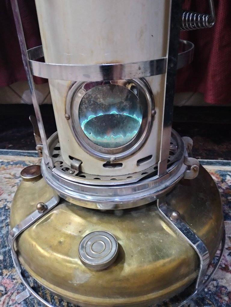 علاء الدين النظافة 100/90 الحوض كله نحاس ابلاديه السعر على الخاص او على الرقم *********** يوجد توصيل
