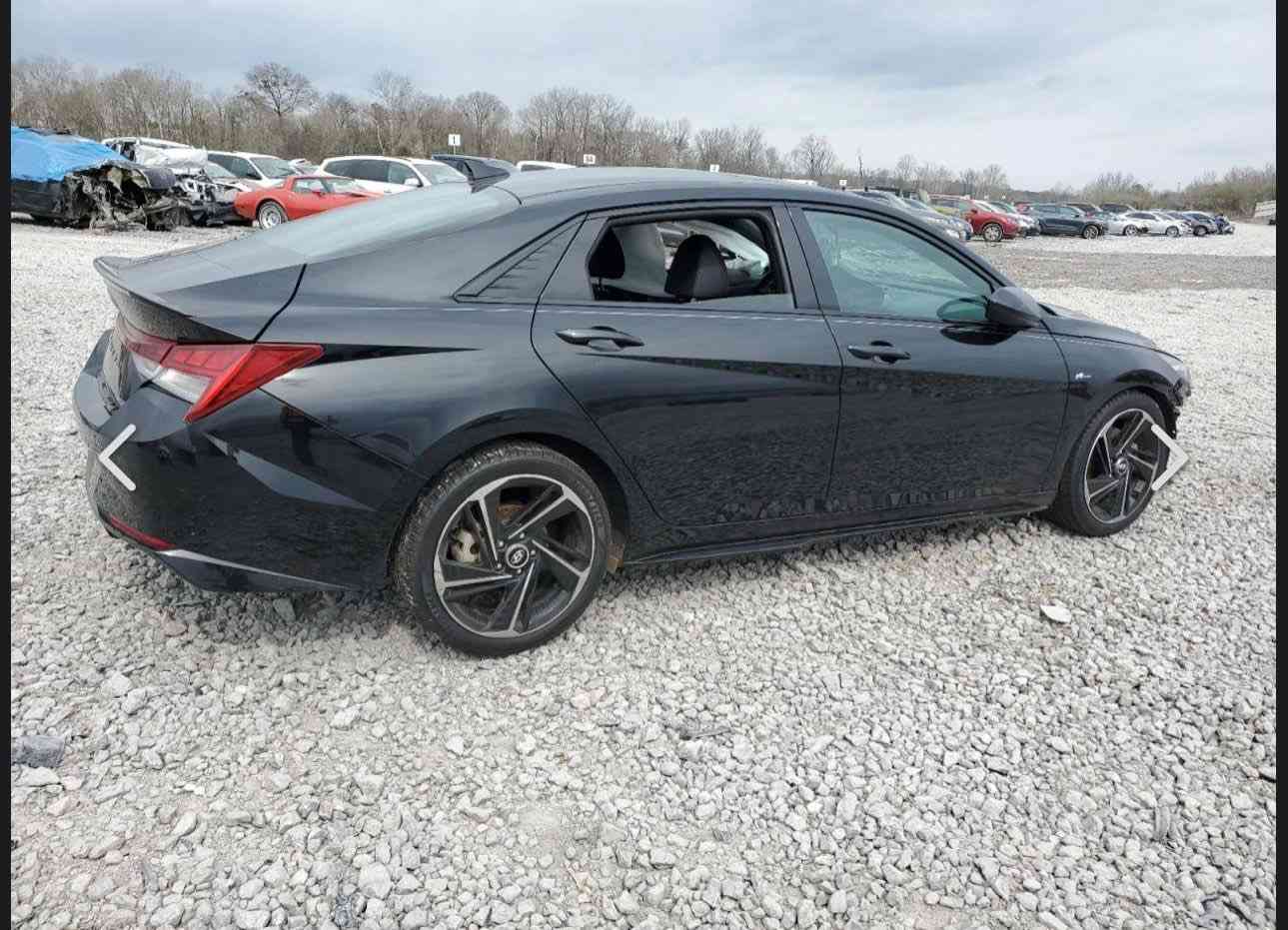 السلام عليكم
للبيع هونداي النترا N line 2023

فول مواصفات

فتحة سقف

تدفئة كشنات

بصمة أبواب + تشغيل عن بعد

‏‎رادار أمامي جانبي خلفي + تحديد مسار + مثبت سرعة ‏‎+ نقطة عمياء + فول تحكم ستيرن

3 انظمه قياده

كير DCT دبل كلج رياضي

جنطه ذكيه تفتح عند الاقتراب

مانع انزلاق

‏‎شاشة كبيرة تدعم كار بلي واندرويد اوتو

‏‎كامرة + ويل كب + لد نهاري

‏‎تحكم ستيرن فول+ كروز سرعة + دسك خلفي

سستم صوت مكون من 6 سماعات Bose + مكبر صوت داخلي يعني صوت عبالك كاعد بسينما

اوتو بريك يعني من تقترب من سيارة زايد توكف من وحدها + تحسس للازدحامات
رادار جانبي اذا كسرت ع احد السياره ترجع نفسها
يعني سياره متخليك تسوي حادث 😅

‏‎محرك 1600 تيربو دبل كلج يعني السيارة حرفيا طيارة

وبعد بيها مواصفات

السيارة حادثها جاملغ وباب السايق
وهنا بالعراق انطخت من وره صلحتها بس ماصبغتها واضح بالصورة
رقم الشاصي kmhlr4af8pu442391

السعر 155 الشراي فقط يتصل

للاستفسار واتساب او اتصال ***********

مكاني بغداد - القاهرة
