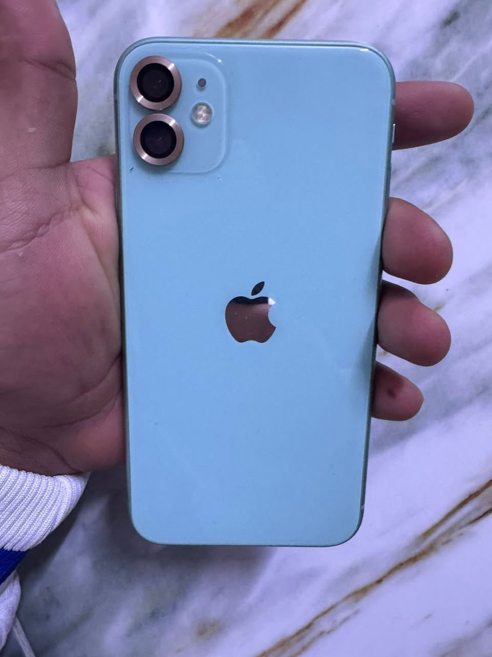 السلام عليكم
11عادي ذاكره 128 بطاريه 84 ممبدل بي اي شي فيس ايدي شغال السعر 250وبي مجال مكاني بغداد ***********
