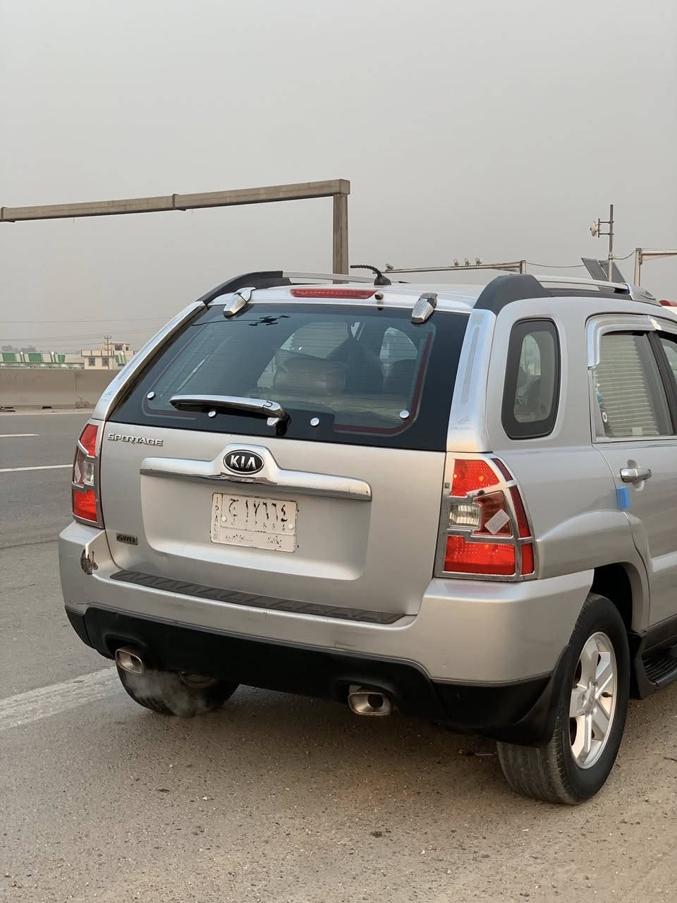 بيع 
كياء سبورتج موديل 2009
كير مكينه مكفولات 
تبريد جديد 
حداديه اماميه خلفيه جديده
مكفوله من الصبغ والتبديل 
غرفته جديده متعوب عليه 
تخم تاير 5ويل كب
كهربايات كله شغال 
السعر 122 وبيه مجال *********** 
العنوان المحموديه (ناحيت الرشيد )
