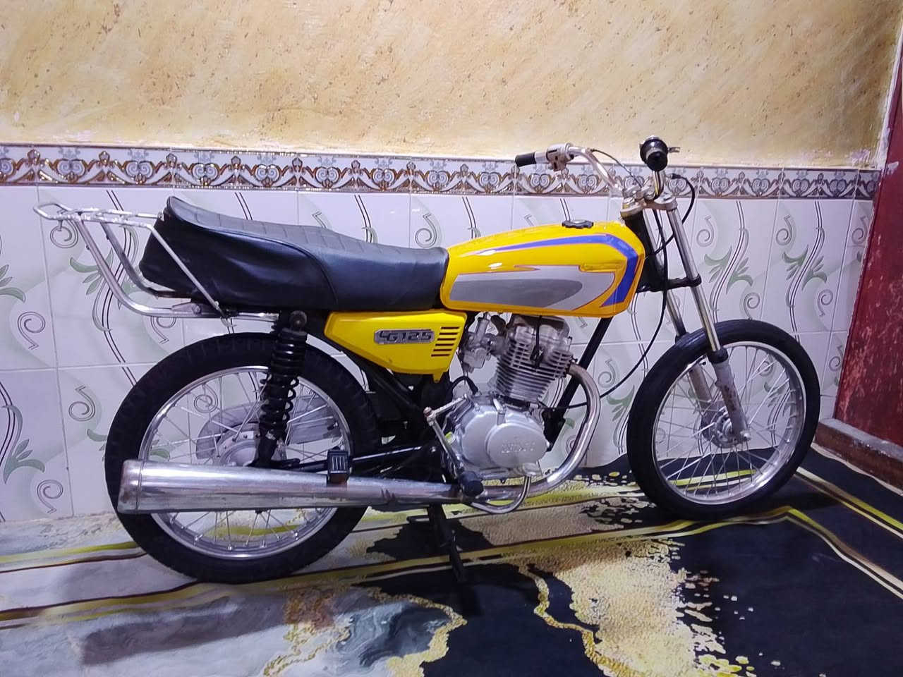 السلام عليكم دراجه ادوات مقفوله سعر 350 عنوان بصره ***********
