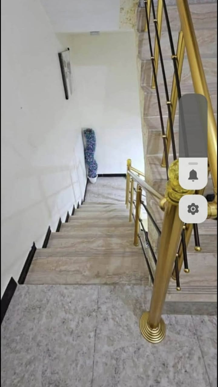 بيت ١٠٠ متر مربع ١٠ × ١٠ ركن  طابو صرف في منطقة ام العصافير طابقين 
===============================================
الطابق الاول يحتوي على/ مطبخ وهول وأستقبال ومجمع صحي 

الطابق الثاني يحتوي على / هول كبير وغرفتين وحده كبيره وحده وسط ومجمع صحي وبيتونه 
======================================================

بناء سنة ٢٠١٩ جديد ونظيف سعره الكلي٩٤ مطلوب للاسكان ٦ من ضمن السعر الكلي
 للبيت  يعني بيد راعي البيت ٨٨ مع المجال

و ٦ ملايين تسديد شهري للاسكان 
======================================================

للاستفسار اكثر مراسلة الصفحة


**إذا كنت صاحب هذا الإعلان وتريد حذفه لأي سبب، رجاءا أرسل رسالة إلى الدعم الفني**