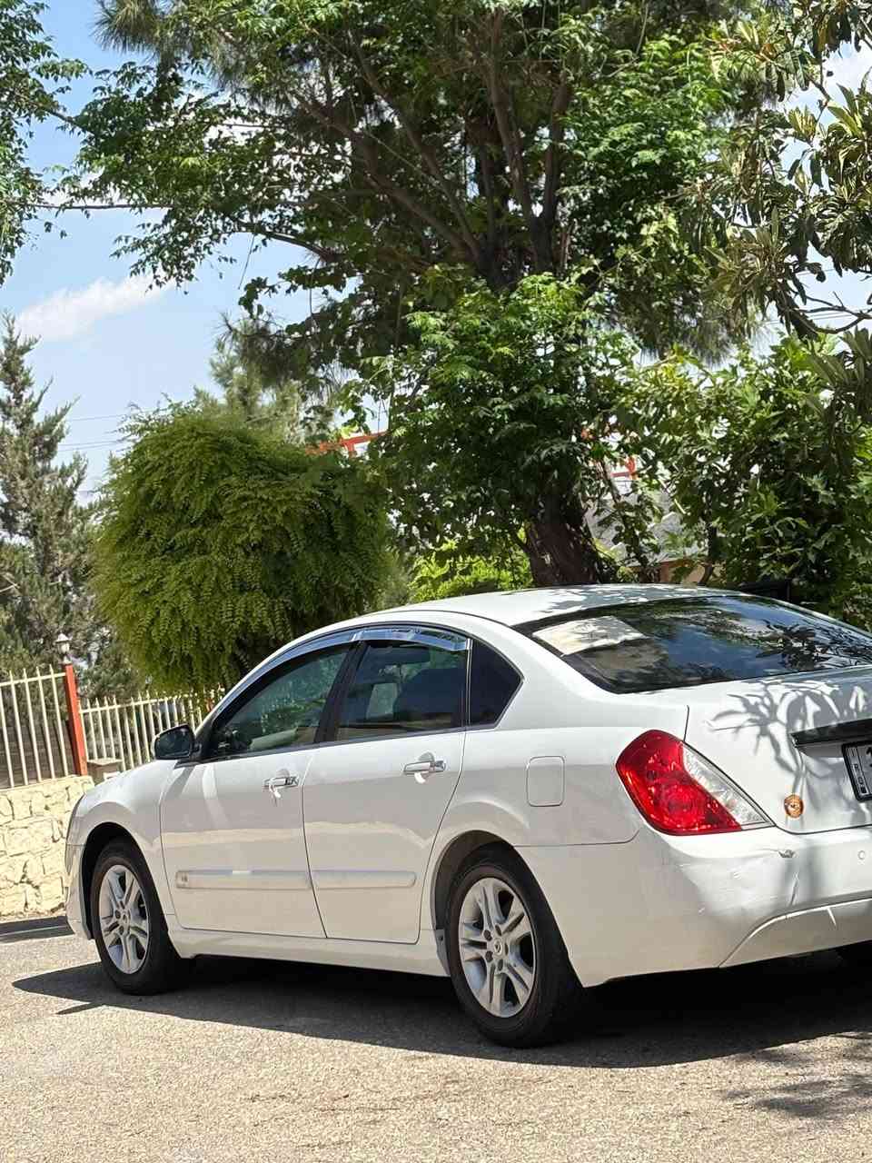 سلام وعليكم رينو سافران 2009 /سنويه لل29 محرك اربعه اسلندر 2000كير محرك كفاله تدفئه تبريد جيد حداديه جيده تخم تاير نضيف. السياره بيه صبغ وبارد جوه قبق البانزين شوي والباقي كفاله 
مكان البصره  كوت الحجاج  
*********** واتساب واتصال
