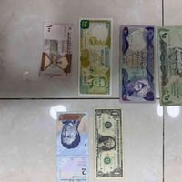 عملات • منوعة • موضحة بالصورة