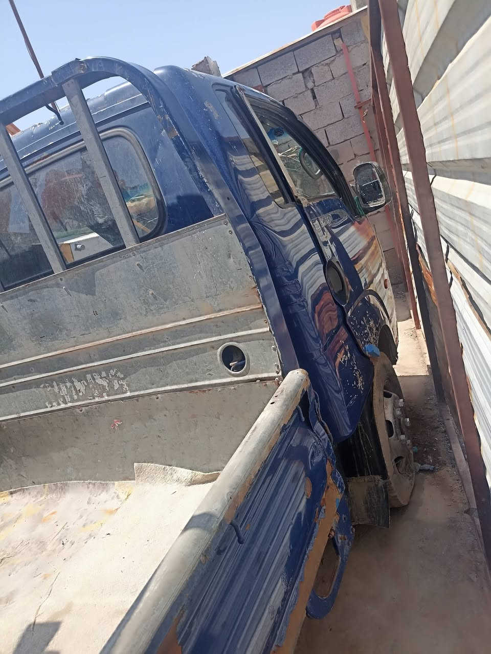 بنكو فحل بم ونوزل سعرها 70 وبيها مجال لشراي راعيها يريد شرط مداور  مديل ٢٠٠٩ مكفوله من شاصي ورقم شاصي  راعيها موجود بلبصره حمدان اهم شي راعيها يريد مداور ابيع فقط بل بصره مو خارج لبصره  الرقم ***********
