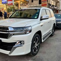 لاندكروزر • ٢٠٢١ • ٩٣ الف