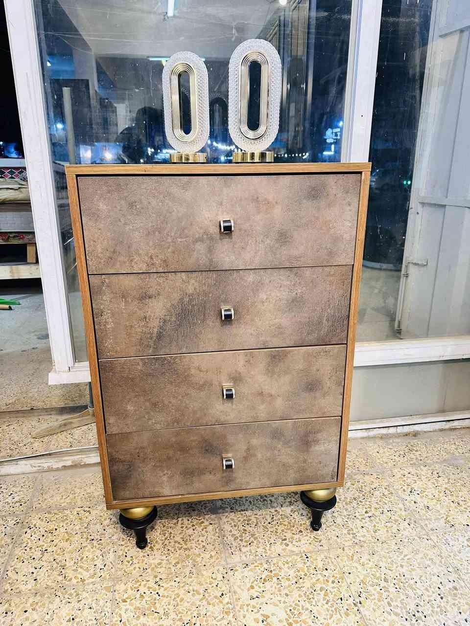 غرفة نوم تركي 🇹🇷 مستخدم
نضافه 90‎%💯
تتكون من 9 قطع 
برغي وجوي حديد + شازلون مخزن 
+ كنتور اضافي نضم ابواب وسلايت + سكك سل ستيل يدات سل ستيل 
سعرهه 850 الف 
توصيل وشد داخل بغداد مجاناً 
محافظات كروه رمزيه


**إذا كنت صاحب هذا الإعلان وتريد حذفه لأي سبب، رجاءا أرسل رسالة إلى الدعم الفني**