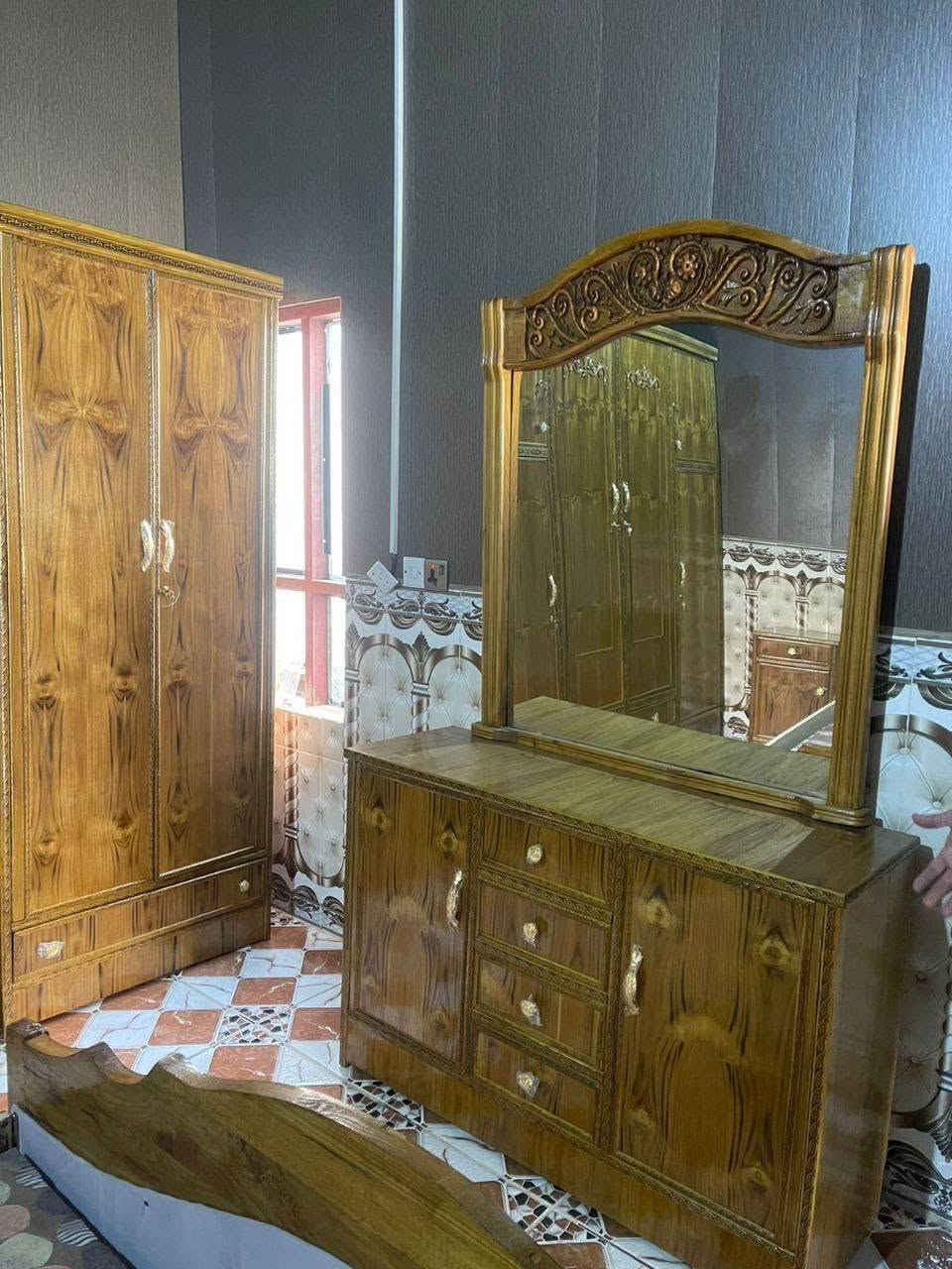 *غرفة 4 باب  4 ملم 
الوجه صاج الداخل خشب عادي  القاعدة 
بلوك الضهر جرجوبة براغي 

*القياس 
الكنتور ارتفاع  220 سم وعرض 240 سم 

🎇السعر 850 الف 🎇

توصيل بغداد مجاني


**إذا كنت صاحب هذا الإعلان وتريد حذفه لأي سبب، رجاءا أرسل رسالة إلى الدعم الفني**