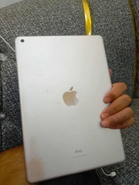 ايباد ٨ • ٣٢ • بطارية ٨٦