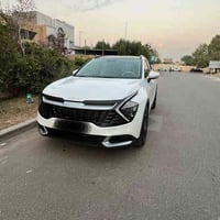 عليكم.. سبورتج وارد خليجي موديل ٢٠٢٤ السياره نظيفه جدا اخت  الزيرو ماش...