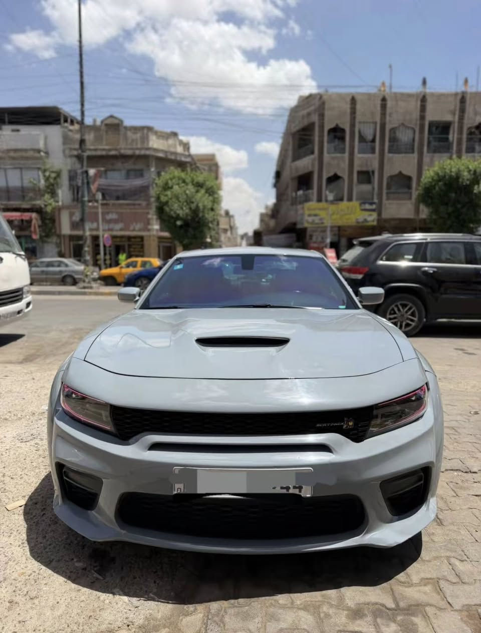 سلام عليكم شباب شلونكم عندي جارجر موديل 2022 السياره وايد بدي مفوله ماشيه 50 الف وقابله للزياده شباب السياره فول الفول وحادثها موجود بل صور السياره رقم بغداد بأسمي تحويل ثاني يوم للأسفسار اكثر اتصل علا الرقم ***********
