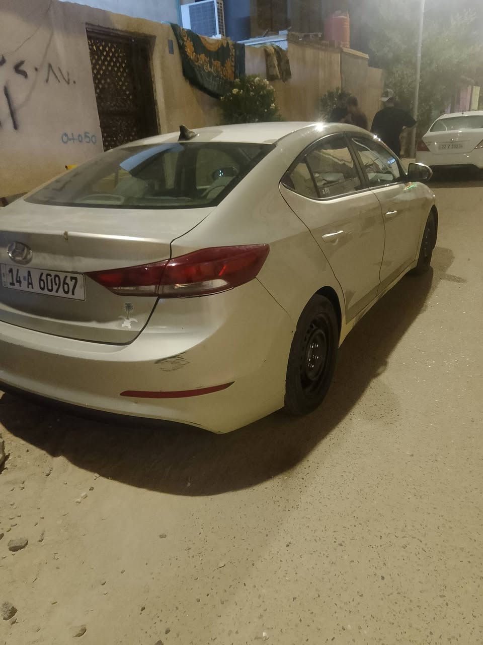 النترا2017 وارد امريكي مدكر بنيد بدون دواخل بيه جراد قليل مكنيه 2000 تبريد شغال
***********
