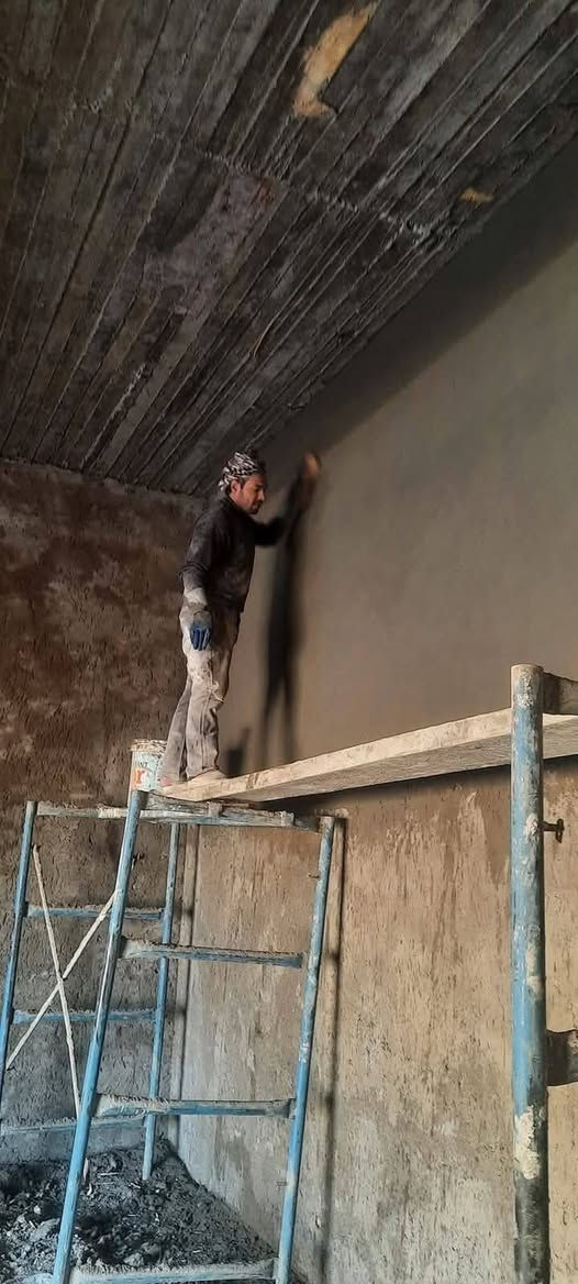 يا الله السلام عليكم اني لباخ جص وسمت وطلس ولط ونثر وترميم متر كباله يوميا اخوكم سلام  العنوان نجف *********** بي واتساب ازرق على الله
