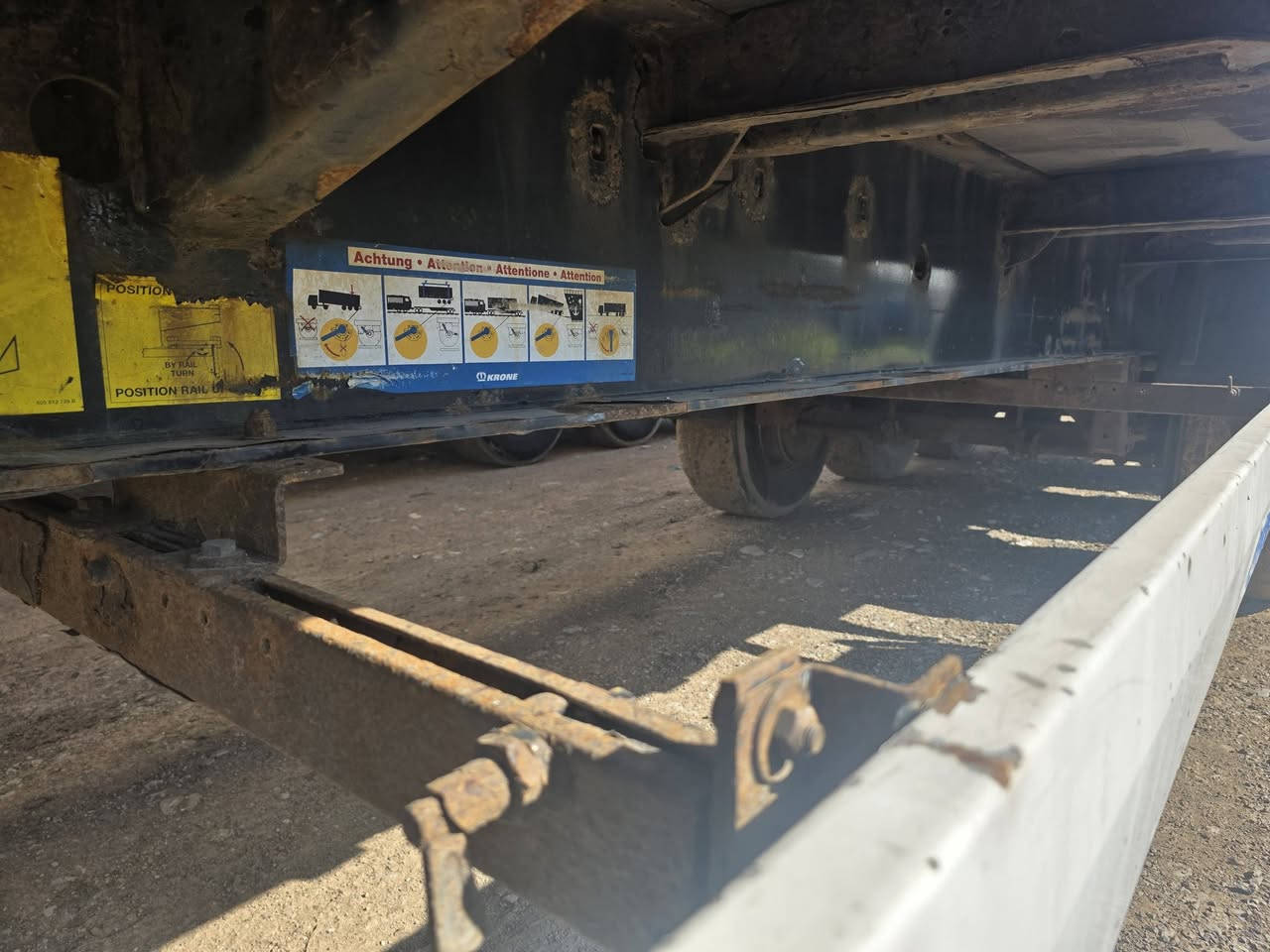 کرۆن مەنەفێس 2012بەنز***********
