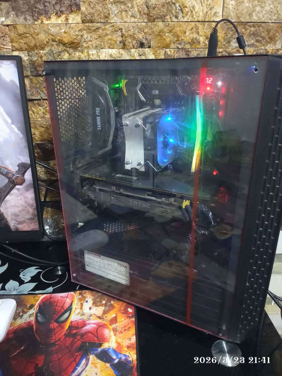 السلام عليكم تجميعة للبيع 
كرت NVIDIA GTX 980 ZOTAC
معالج CORE I5 7640X نسخة خاصة تدعم كسر سرعة
مذربورد MSI X299 GAMING PR CARBON AC تدعم تطوير وكسر سرعة
تدعم وايفاي وبلوتوث هم
رام 8GB 3200HZ RGB 
SSD: WD 250GB 
HDD: 500GB SEAGATE
PSU: 750W
تجميعة مرتبة تشغلك كلشي وتكدر تطور عليها
سعر 380 قفل قفل مابيها اي مجال 
مكاني بغداد تاجي. ماعندي توصيل
شراي خاص بغداد, العراق


**إذا كنت صاحب هذا الإعلان وتريد حذفه لأي سبب، رجاءا أرسل رسالة إلى الدعم الفني**