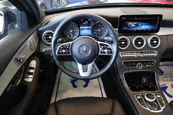 مارسيدس C300 موديل 2021
٤ سلندر حادث جاملغ الخلفي صبغ عداد الكيلو متر ٥٣ الف
المبلغ المطلوب 35,000 $ وبيه مجال *********** أربيل
