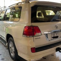 للبيع لاندكروز ٢٠١٢ بريم تكمة وسنوية  ) كفالة عامة  من الصبغ سيارة جدا...