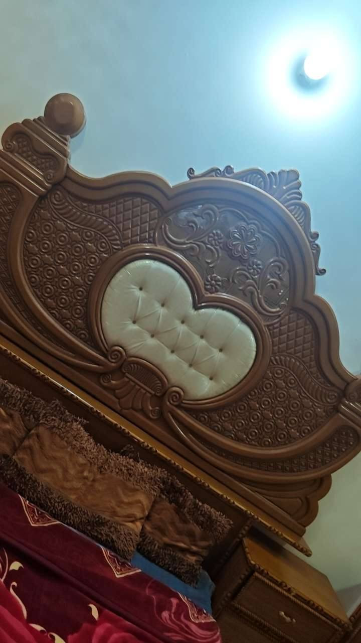 غرفه نوم لبيع  ملاحضات بسيطه الاستفسار رقم ***********
