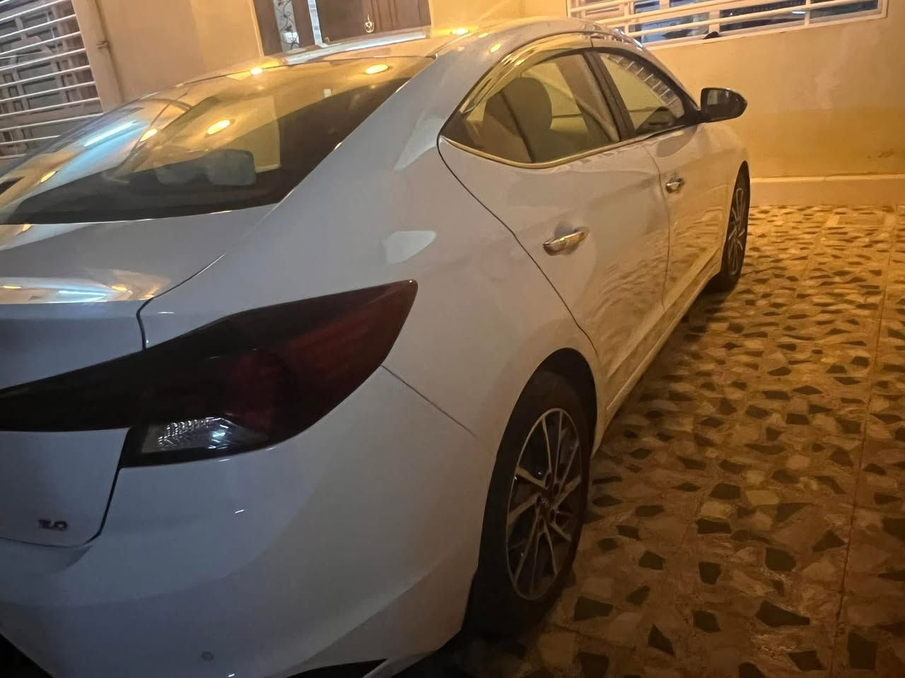 النترا ٢٠٢٠ خليجي
محرك 20
بصمة
سلايد
كاميرا امامية و خلفية
حساسات امامية خلفية
شاشة كبيرة اندرويد نوع اصلي
تبريد قطعتين
تحكم استيرن
ثلاث وضعيات قيادة اقتصادي و عادي و سبورت
يدات ترحيب
مرايات كهربائية
صندوق ذكي
السيارة بأسمي و مداريها و مغلف الكشنات و الكاعيات
سنوية و الهزة و الرقم جديدة
ماشية 61 الف كيلوا متر
بيها طخة ماطور سطحي فأنصبغ ربع باب السائق و ربع باب الوراه بدون اي دواخل او ايرباك
الكير و المحرك مكفولات
مكان السيارة الدوره 
السعر 140و بيها مجال بسيط
اتصال عن طريق الفايبر او الواتساب ***********///***********
