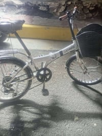 عجلة • للبيع