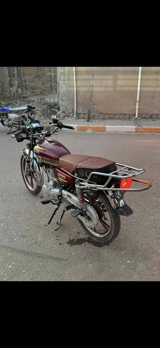 للبيع سونيك اصلي اول باب موديل 2024 5 كير سلف شرط من كل شي كهربائيات كلها شغال سعر 700 وبي مجال للشراي اتصل ***********
