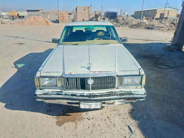 السلام عليكم سياره للبيع مكان واسط رقم ديالى شرط تحويل سنويه19موديل82محرك بي صوت قليل ***********سعر22بيه مجال
