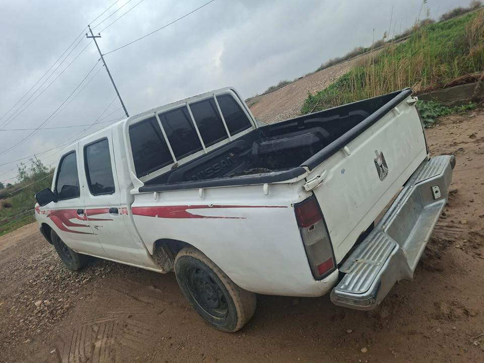 سلام عليكم من رخصة الادمن ،، للبيع بيكم نسيان دبل قماره موديل 2002 سياره جاهزه مكينه كير صدر خير من الله ترايهة حلو.صبغ عام بدون دواخل مال مزاد كامله الكتاب مالهة تاخذهة تحويل ثاني يوم سعر 52 وبي مجال بسيط مكاني ديالى بلدروز  الاستفسار اكثر ع رقم *********** ،،،***********
