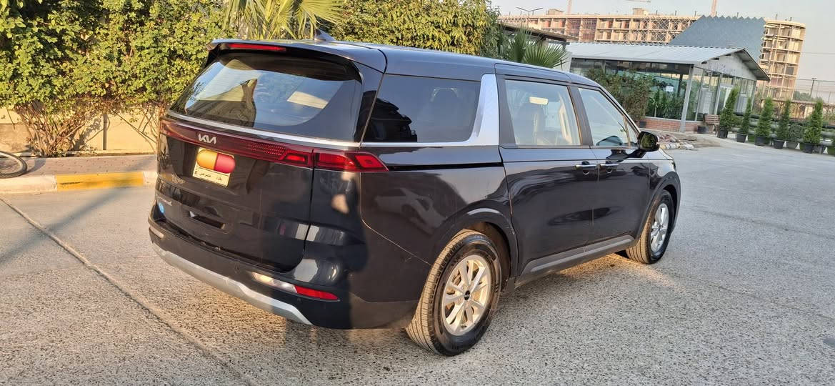 السلام عليكم
كيا كرنفال 2022 بغداد 
للمراوس مع موديل أحدث او تيوتا سينا 

المواصفات /بصمه كامره حساسات كشنات جلد كشن السائق كهرباء تدفئه بالكشنات شاشات تحكم ستيرن 3انظمة قياده توقف ذاتي اشاره بالمرايه رادار ابواب سلايت 
الضرر/باب سلايت وجاملغ خلفي جهة السكن وباب الجنطه بارد قليل 

عنوان السياره / بغداد 
للاستفسار/ ***********
