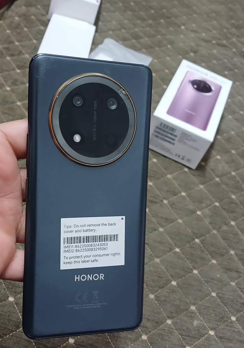 السلام عليكم جهاز هونر X9C بعده جديد مستعمل شهر ذاكره 256 داخليه 12+12 تيربو اقوه داخليه معالج قوي كلش كلش وكامرات فول ويدعم تصوير قمر  ومواصفاته معروفه بسوك وبعده جديد السعر ٢٨٠ مستعجل ع بيعته


**إذا كنت صاحب هذا الإعلان وتريد حذفه لأي سبب، رجاءا أرسل رسالة إلى الدعم الفني**