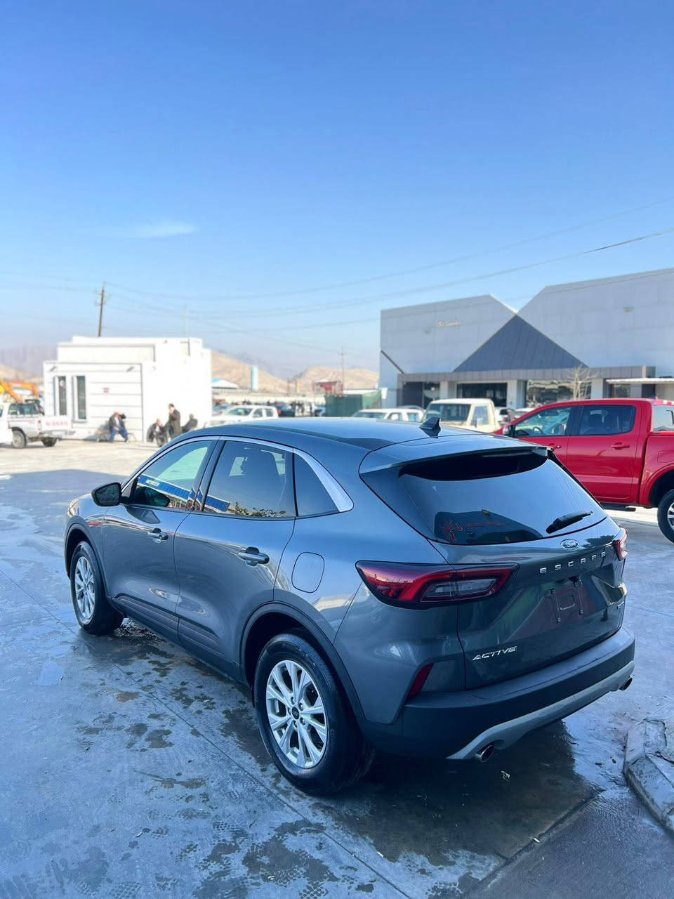 فۆرد ئسکیب2024دەبڵ اکسل بی ئیرباگ بەس بۆنیت بۆیاغ بی داخیلی زمارەکاتی نەشکاوە 90ڕۆزی لەگەڵە
مواسەفاتەکانی
دەبل اکسل
سندوق شەفت (کارەبایی) 
بەسمە
کوشن کارەبایی
کوشن گەرم
شەغال
ئاوینە ڕادار
یەدە بەسمە
1FMCU9GN1RUA37356
نرخی 132گەڵا
***********
*********** رانية, السليمانية
