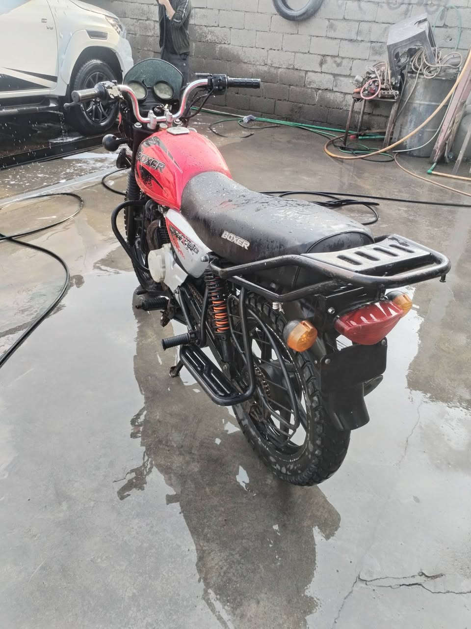 سلام عليكم دراجه بوكسر ٢٣ لبيع بدون أوراق أوراقها ضاعن يمي لسعر ٧٥٠ وبيها مجال مكان بغداد المداءن ***********

